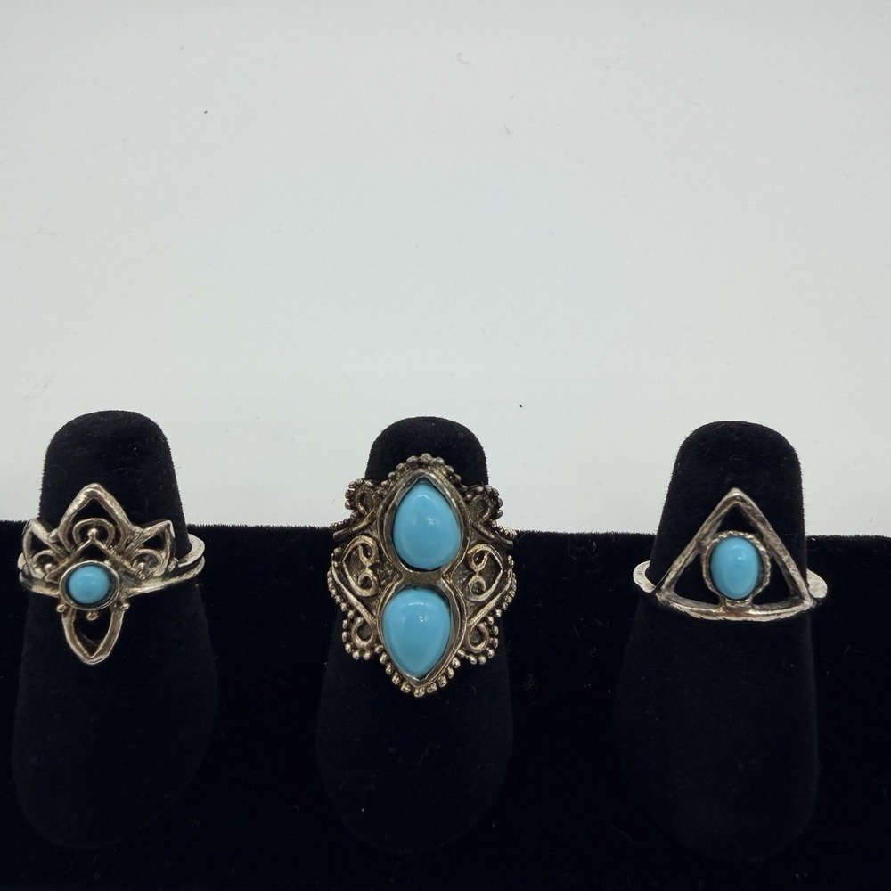 Vintage Southwestern Silver Turquoise Rings Size 5 & 4 1/2 Costume Jewelry
